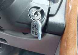 2006 SATURN VUE