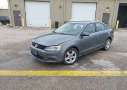 2012 VOLKSWAGEN JETTA 2.5