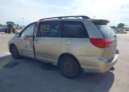 2005 TOYOTA SIENNA XLE V6