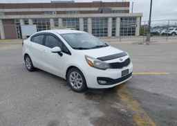 2013 KIA RIO LX