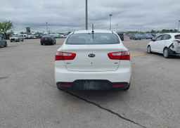2013 KIA RIO LX