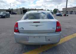 2009 CHRYSLER 300 LIMITED