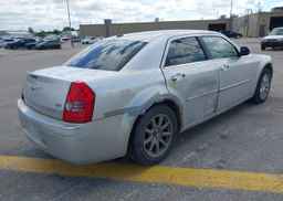 2009 CHRYSLER 300 LIMITED
