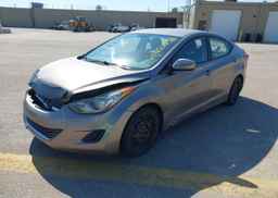 2013 HYUNDAI ELANTRA GL