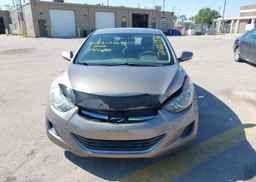 2013 HYUNDAI ELANTRA GL