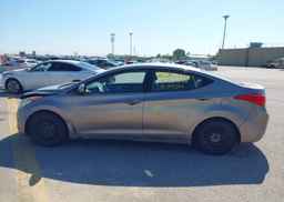 2013 HYUNDAI ELANTRA GL