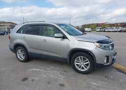2015 KIA SORENTO LX