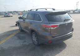 2015 TOYOTA HIGHLANDER XLE V6