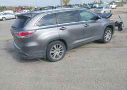 2015 TOYOTA HIGHLANDER XLE V6