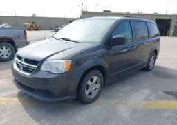2012 DODGE GRAND CARAVAN SE