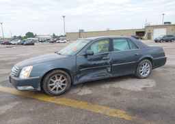2010 CADILLAC DTS