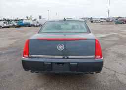 2010 CADILLAC DTS