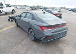 2025 HYUNDAI ELANTRA LUXURY
