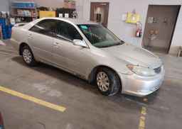 2005 TOYOTA CAMRY LE