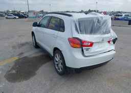 2015 MITSUBISHI RVR SE