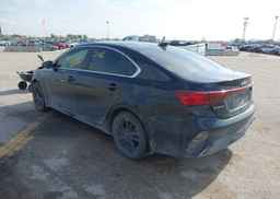 2023 KIA FORTE EX