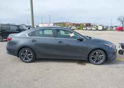 2023 KIA FORTE EX