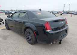2019 CHRYSLER 300 S