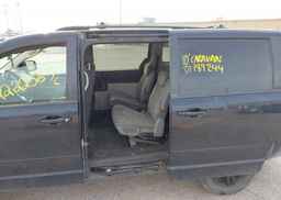 2010 DODGE GRAND CARAVAN SE