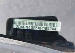2010 DODGE GRAND CARAVAN SE