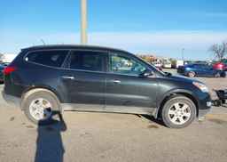 2010 CHEVROLET TRAVERSE LT