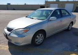 2003 TOYOTA CAMRY SE
