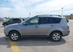 2013 MITSUBISHI OUTLANDER ES