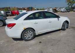 2011 CHEVROLET CRUZE LS