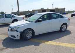 2011 CHEVROLET CRUZE LS