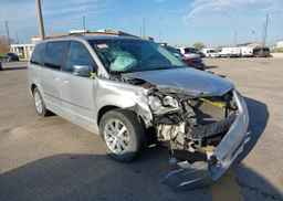 2009 CHRYSLER TOWN & COUNTRY TOURING