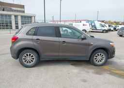 2017 MITSUBISHI RVR SE
