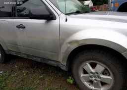 2012 FORD ESCAPE XLT V6
