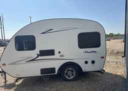 2015 TRAILER Pro-Lite