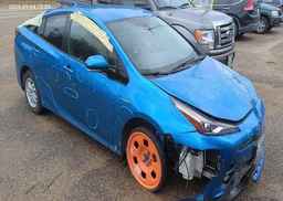 2019 TOYOTA PRIUS AWD-E