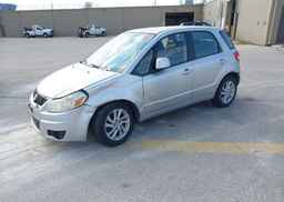 2011 SUZUKI SX4