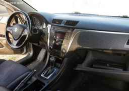 2011 SUZUKI KIZASHI S