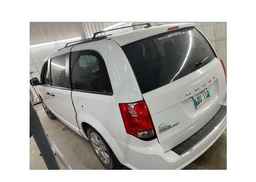 2020 DODGE GRAND CARAVAN SE
