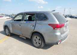 2017 MITSUBISHI OUTLANDER ES