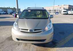 2009 TOYOTA SIENNA CE V6
