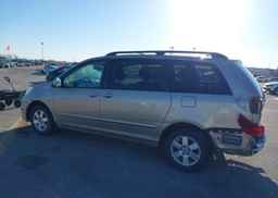 2009 TOYOTA SIENNA CE V6