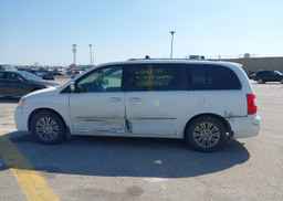 2014 CHRYSLER TOWN & COUNTRY LIMITED