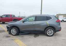 2017 NISSAN ROGUE SV