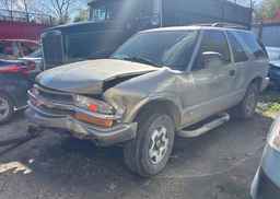 2005 CHEVROLET BLAZER LS