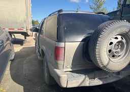 2005 CHEVROLET BLAZER LS