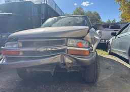 2005 CHEVROLET BLAZER LS