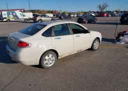 2010 FORD FOCUS SE