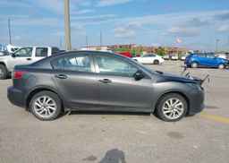 2013 MAZDA MAZDA3 GS SKY