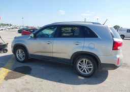 2014 KIA SORENTO LX
