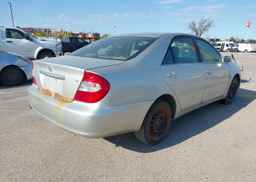 2003 TOYOTA CAMRY LE