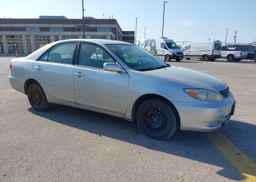 2003 TOYOTA CAMRY LE